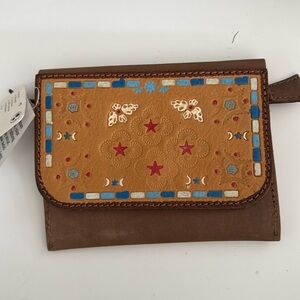 Free People Wallet NWT Snap Closure and has zipper